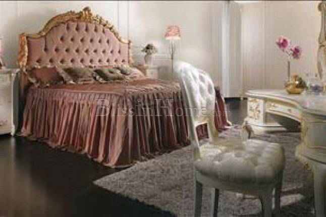 Luxury 2012 Bett 2442