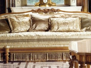 Versailles Classic Sofa VE1513LX