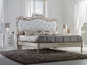 Florentine style Bett 6107