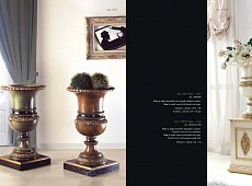Catalogo copertina nera Vase 510