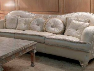 Luxury 2012 Sofa 2628