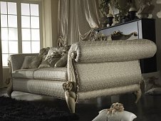Mon Amour Night  and  Day Sofa 4266